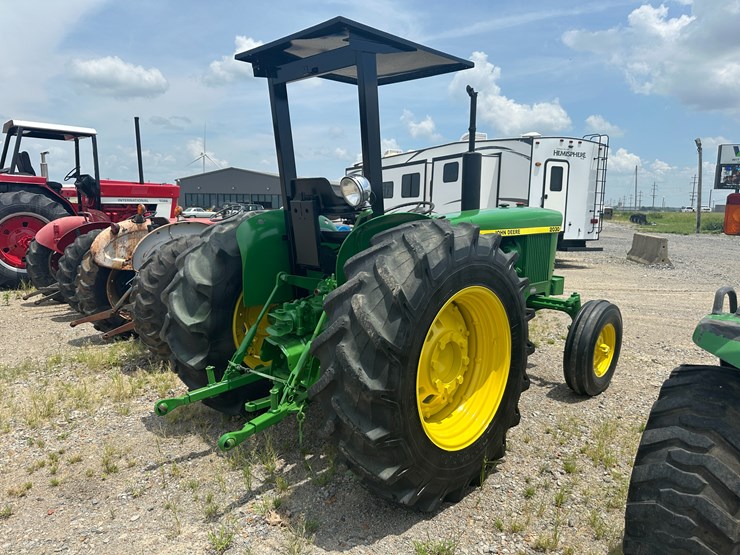 john-deere-2030-image-3