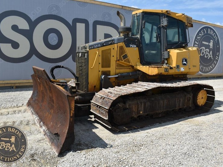 2019-deere-750k-lgp-image-5
