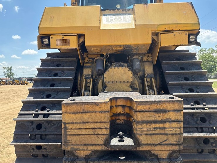 2011-caterpillar-d9t-image-17