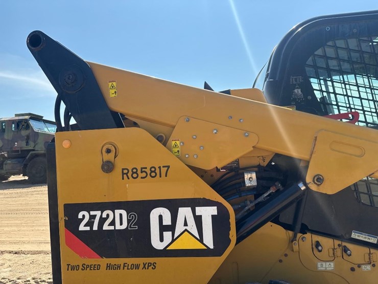 2019-caterpillar-272d2-image-16