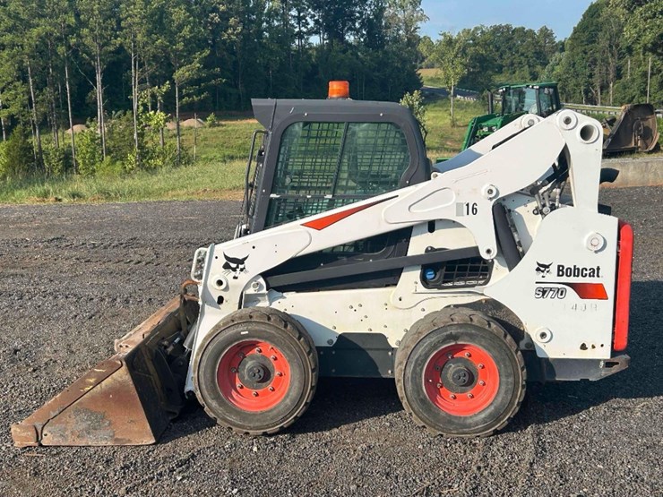 2019-bobcat-s770-image-1
