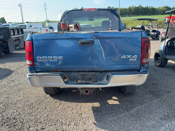 2003-dodge-2500-image-9