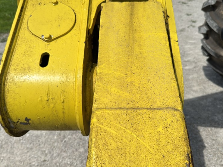 2010-john-deere-2010-image-21