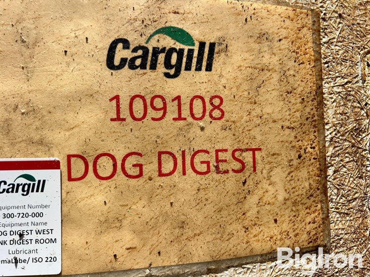 7,000-gallon-(approx.)-fiberglass-liquid-feed-storage-tank-image-14