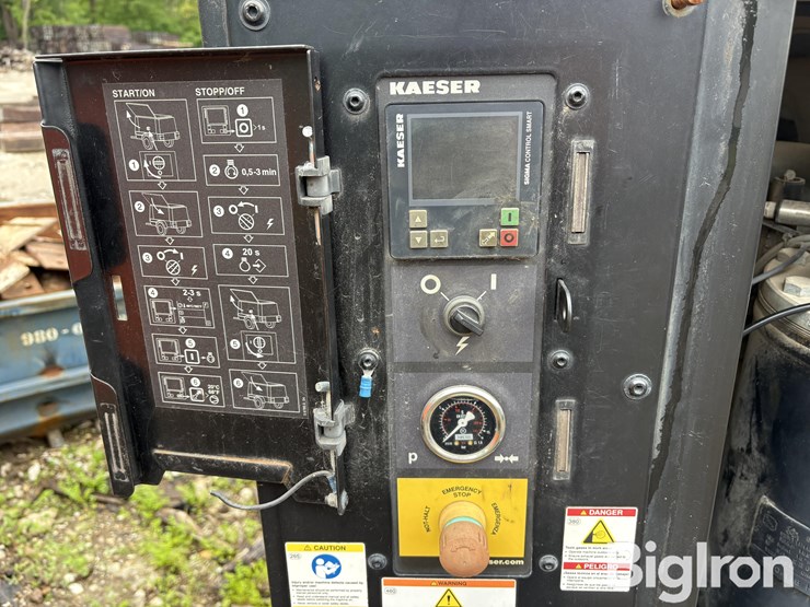 2019-kaeser-mobilair-m58-portable-air-compressor-image-14