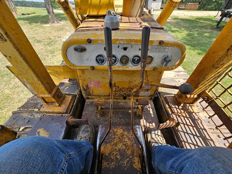 caterpillar-d4d-image-50