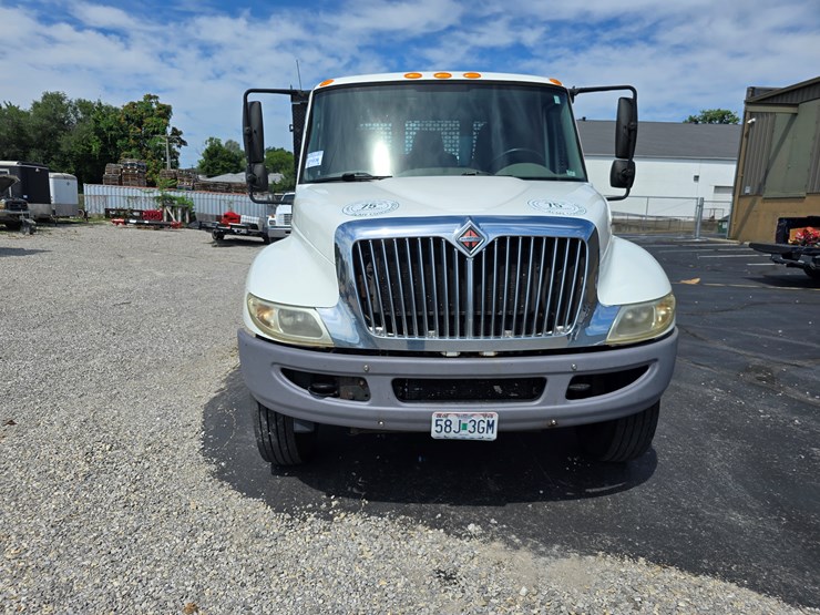 2012-international-durastar-4300-image-49