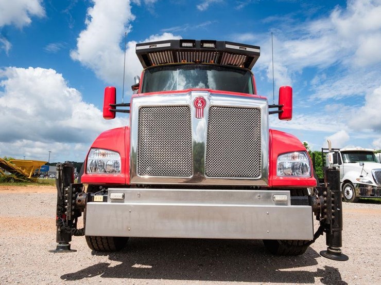 2018-kenworth-t880-image-4