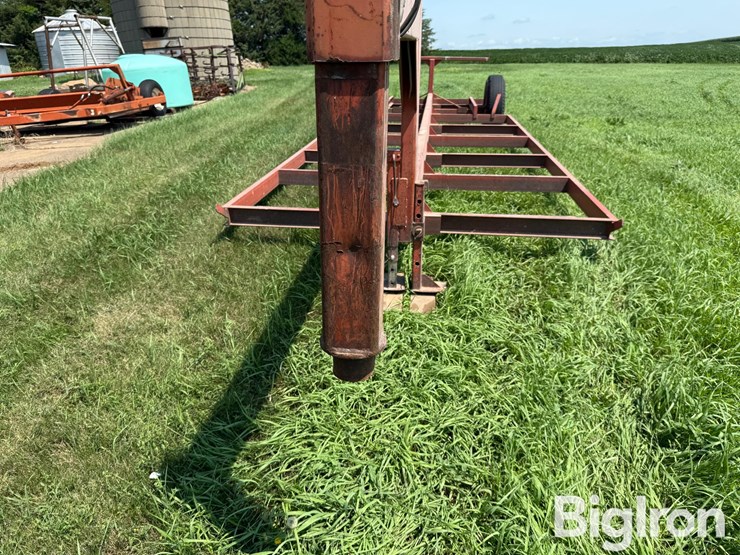 harvest-hand-s/a-gooseneck-round-bale-hay-trailer-image-18