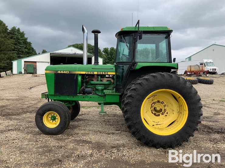 1978-john-deere-4440-image-8