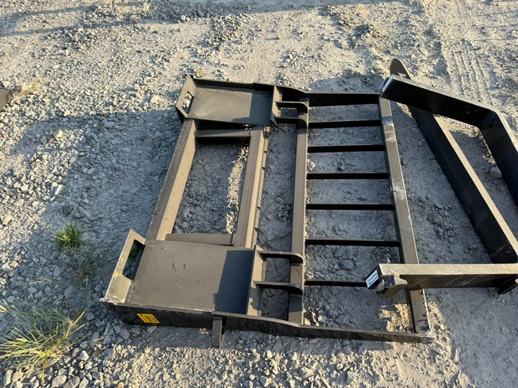 #2072-•-unused-58"-skid-steer-forks-inv#:-25095-image-5