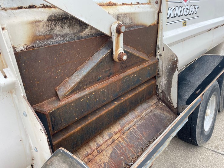 kuhn-knight-rc270-image-24