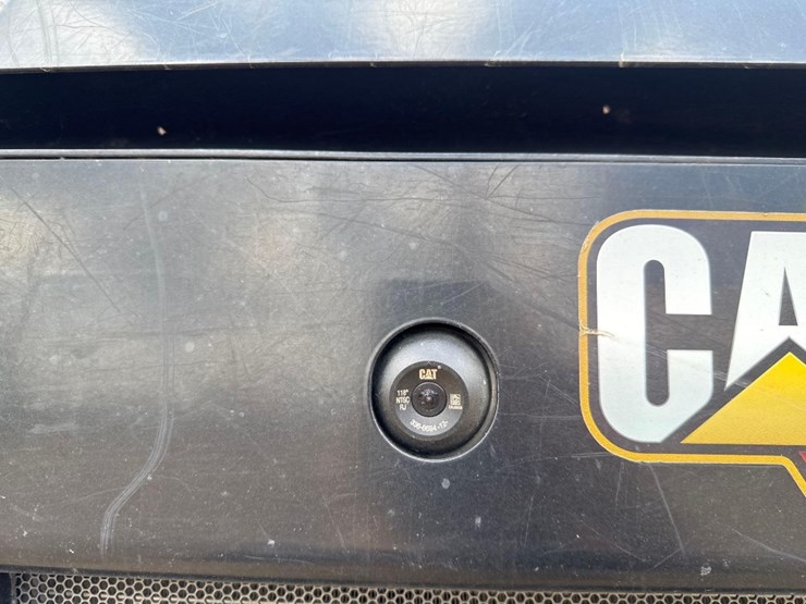 2023-caterpillar-299d3-image-17