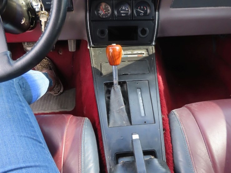 1979-chevrolet-corvette-image-14