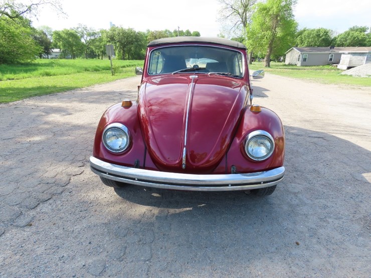 1968-volkswagen-beetle-convertible-image-2