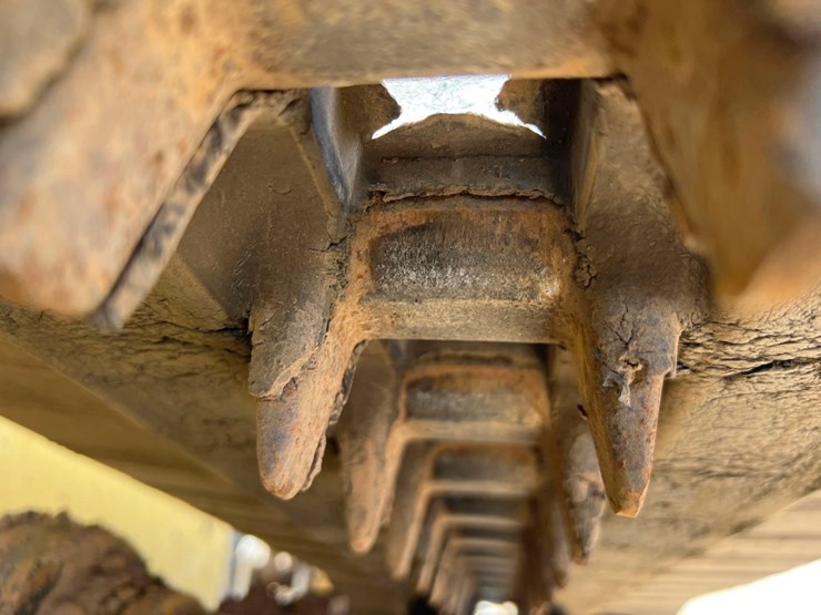 caterpillar-299d2-image-16
