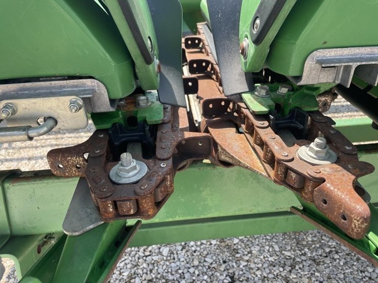 2017-john-deere-608fc-image-9