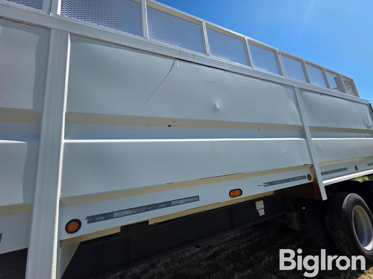 2009-courtney-berg-t/a-end-dump-silage-trailer-image-12