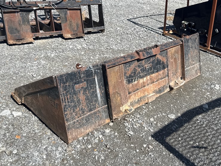 #2046-•-7’-skid-steer-smooth-blade-bucket-x019905inv#:-23790-image-1