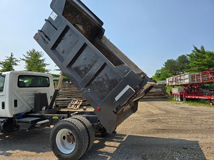 2007-international-durastar-4300-image-99