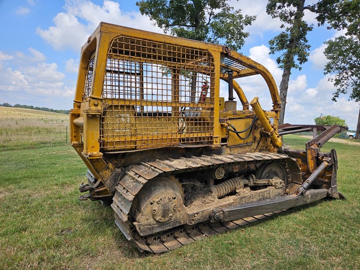 caterpillar-d4d-image-12