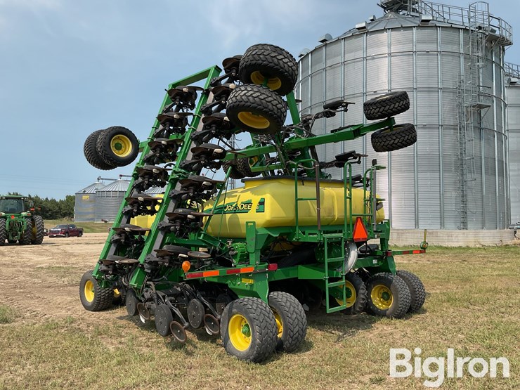 2012-john-deere-1990-image-7