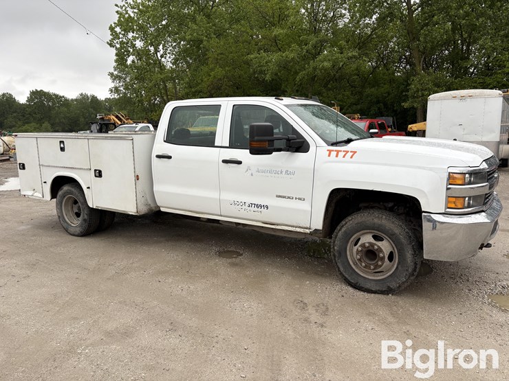2016-chevrolet-silverado-3500-image-3