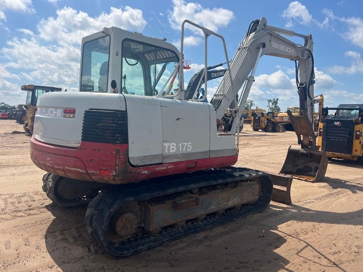 2004-takeuchi-tb175-image-4