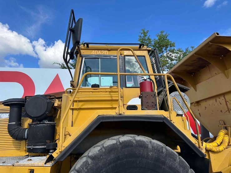1998-volvo-a40-image-25