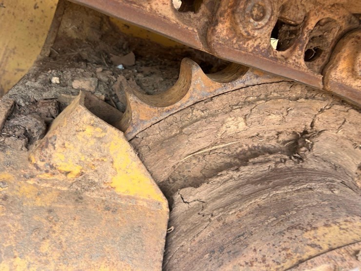 caterpillar-d3k2-lgp-image-24