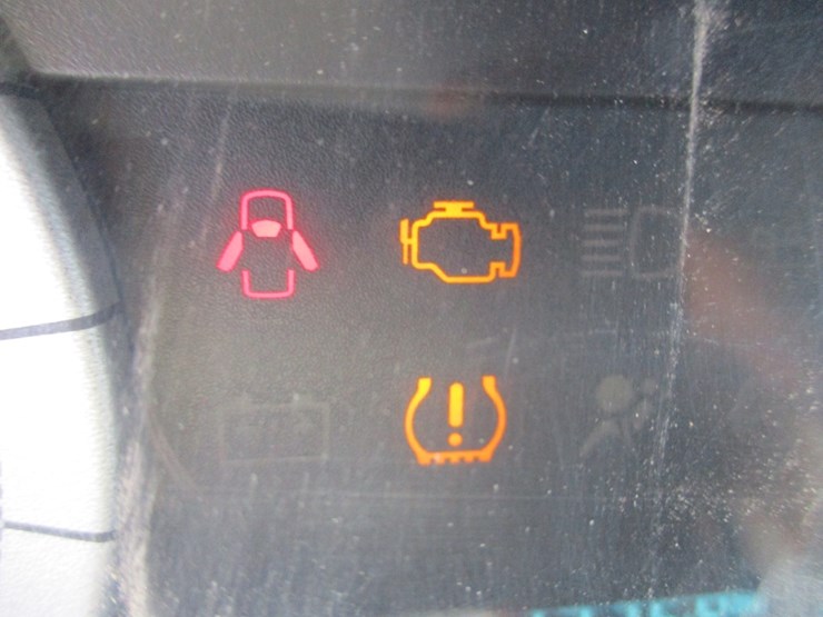 2008-ford-escape-xlt-image-12