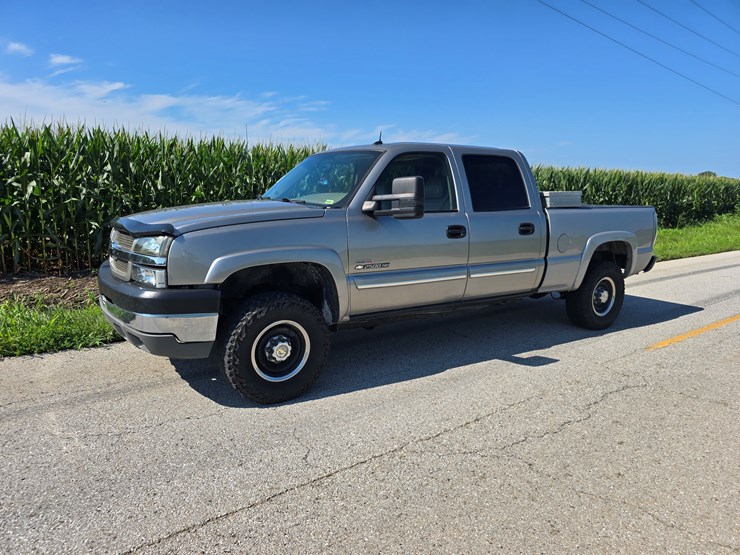 2003-chevrolet-2500-image-5