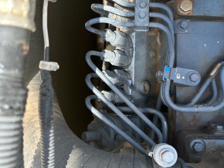 komatsu-pc200-image-76