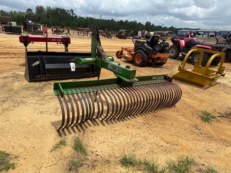 151---frontier-72"-landscape-rake-image-3