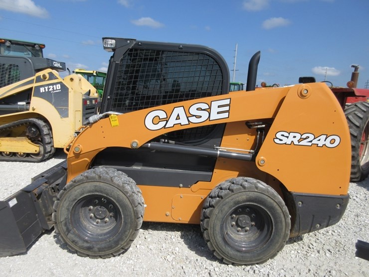 case-sr240-image-4