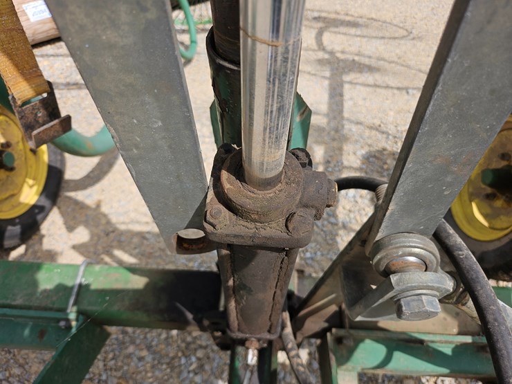 john-deere-702-image-13