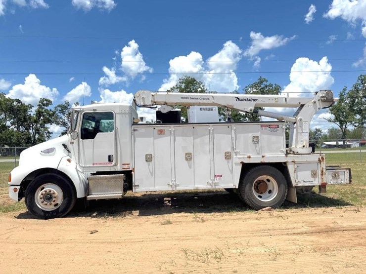 2006-kenworth-t300-image-1