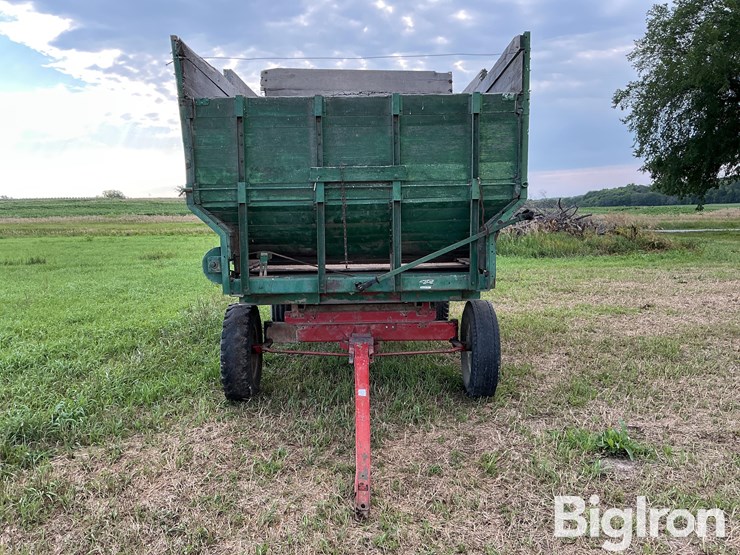 farmhand-forage-wagon-image-2