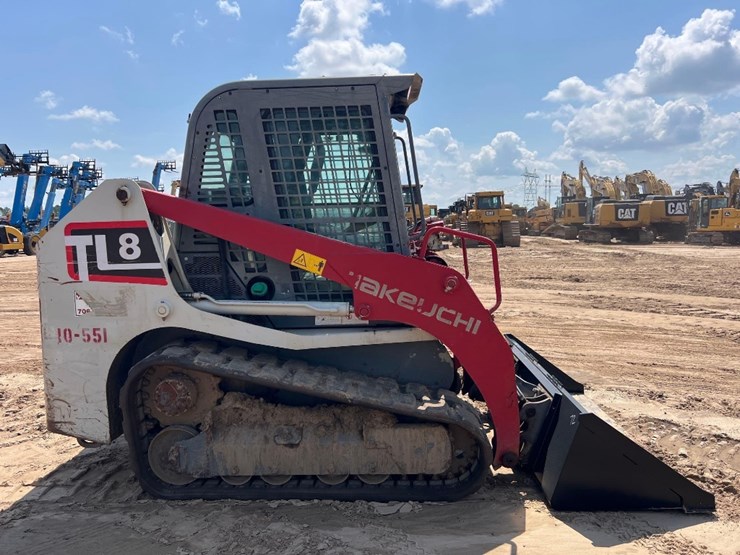 2019-takeuchi-tl8-image-5