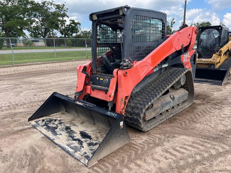 2018-kubota-svl95-2s-image-8