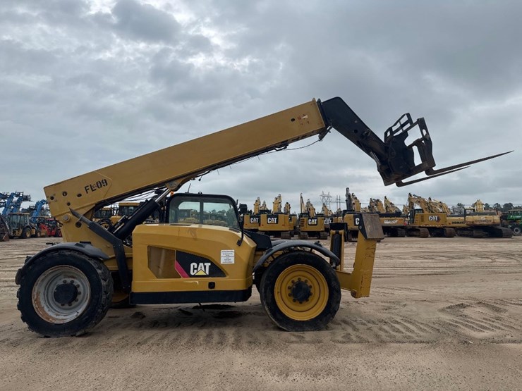 2014-caterpillar-tl943c-image-5