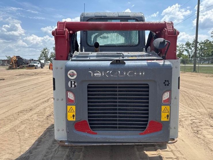 2023-takeuchi-tl10v2-image-7