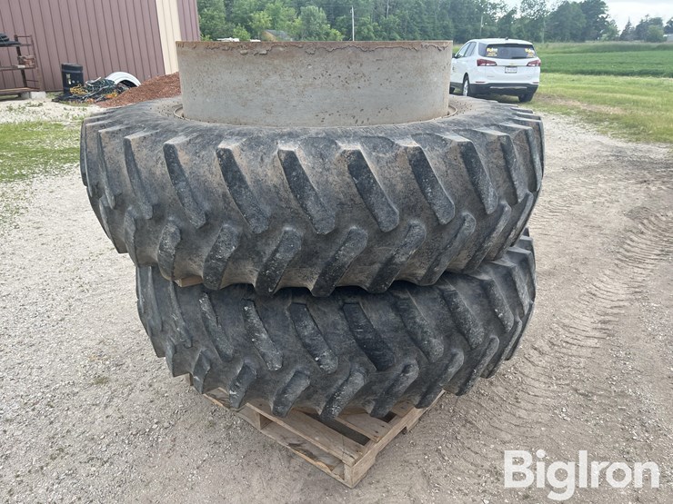firestone-23-degree-all-traction-radial-18.4-42-clamp-duals-image-3