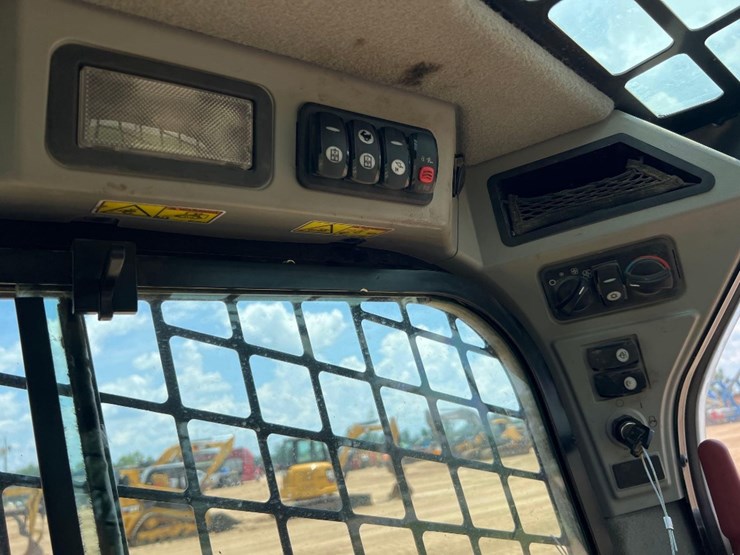 caterpillar-299d-image-32