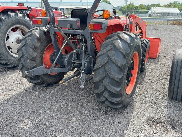 kubota-mx5100-image-10