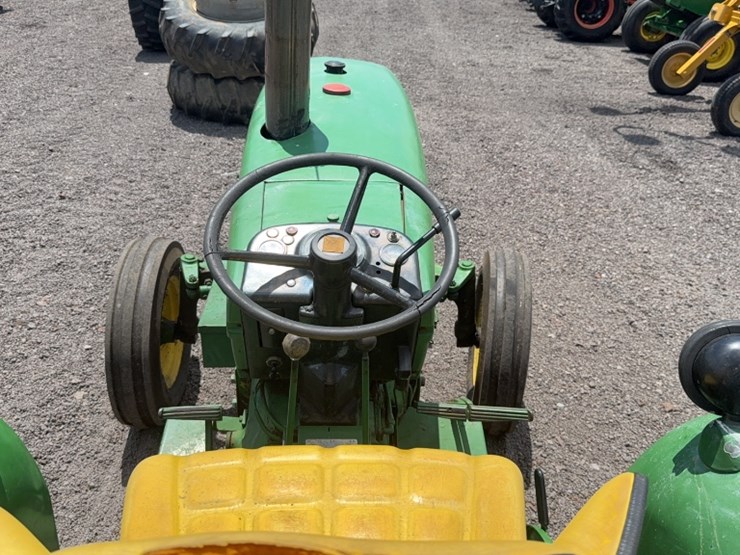 john-deere-820-image-14