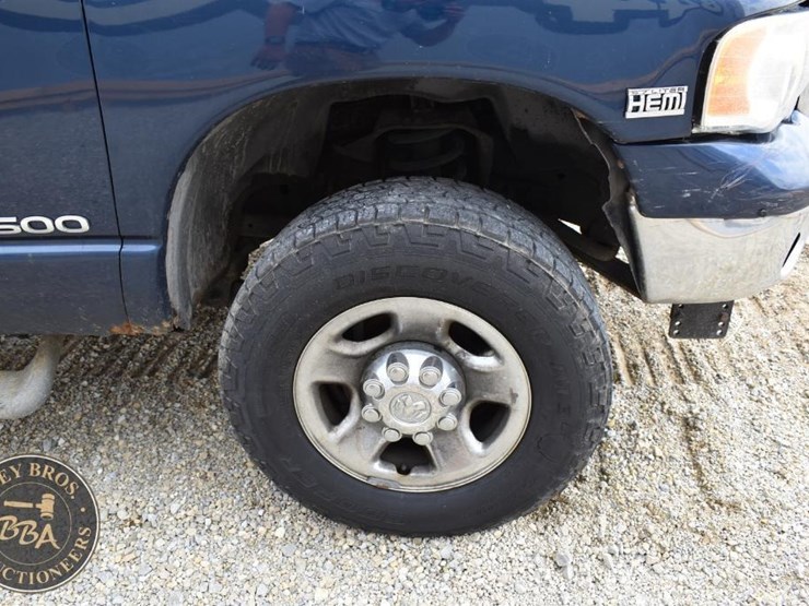 2005-dodge-2500-image-27