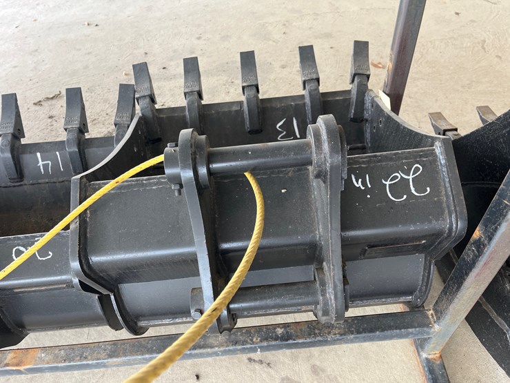 #13-•-tag-22in-digging-bucket-for-yanmar-image-3
