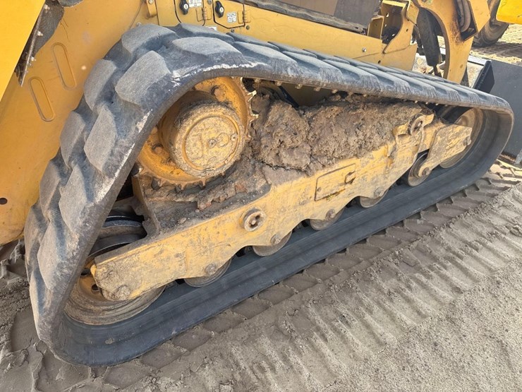 2020-caterpillar-299d3-xe-image-13