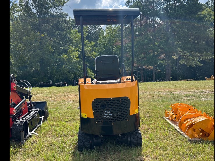 #145-•-vicsec-mini-excavator-image-3